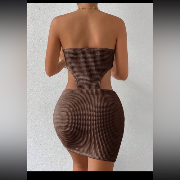 Brown Cut Out Waist Tube Bodycon Dress - Picture 2 of 6